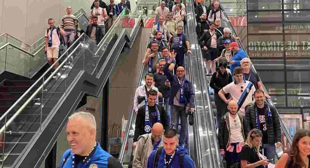 long distance bus survival tips for coach users